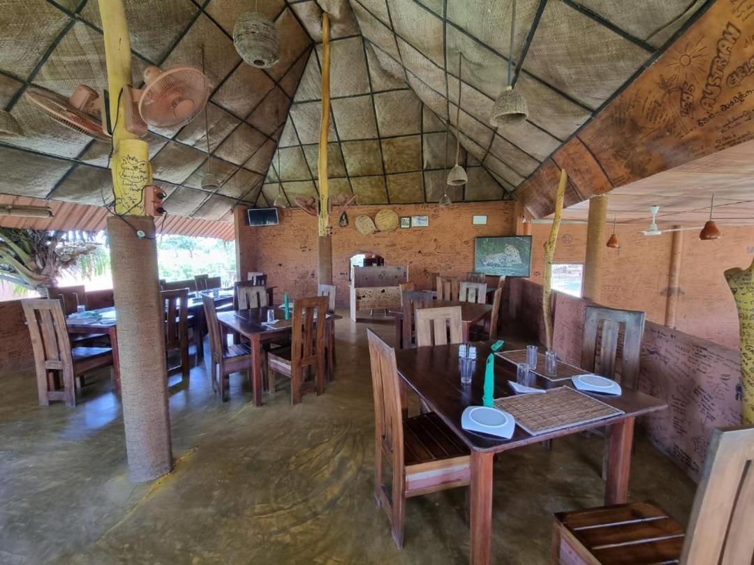 Yala Peace Cottages Tissamaharama Dış mekan fotoğraf
